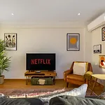 Whome Premium View 2-Bed Great For R Workers & Families